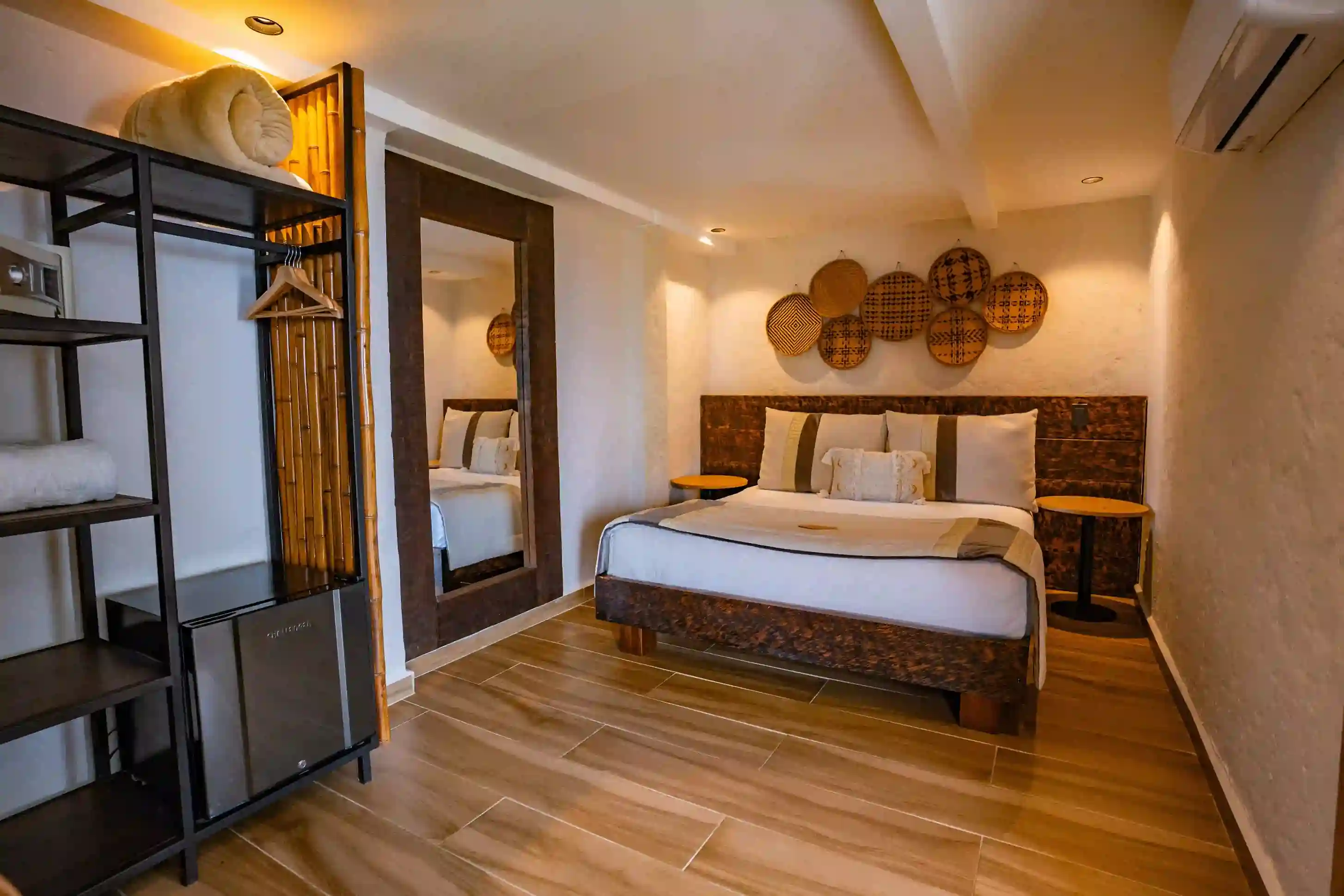 Executive Suite - Image 1